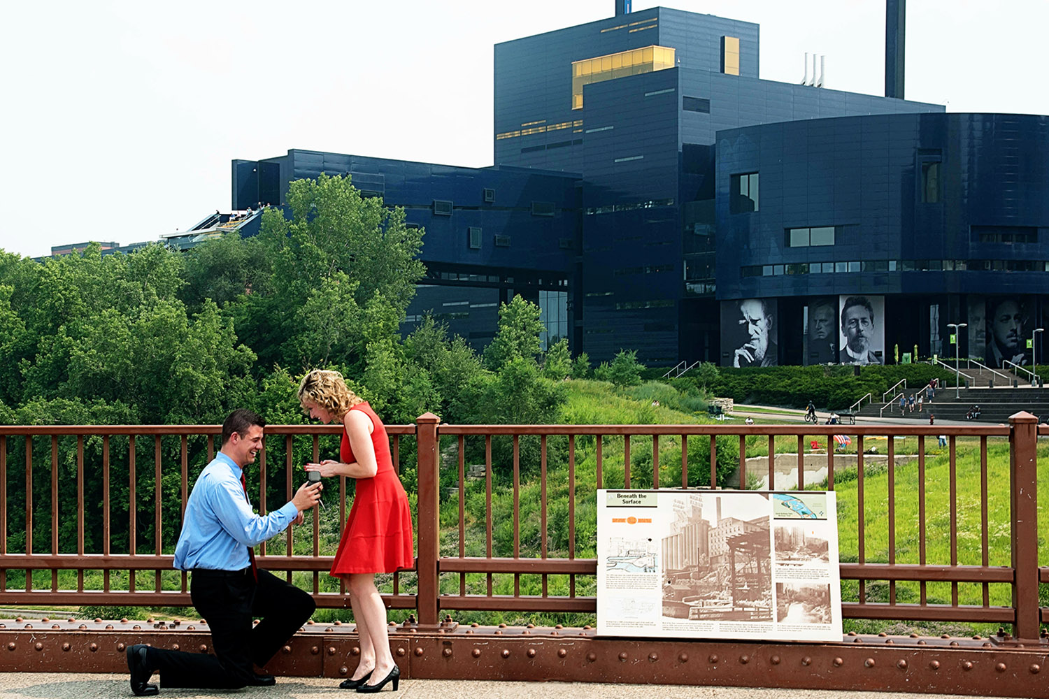 surprise proposal on the Stone Arch bridge in Minneapolis