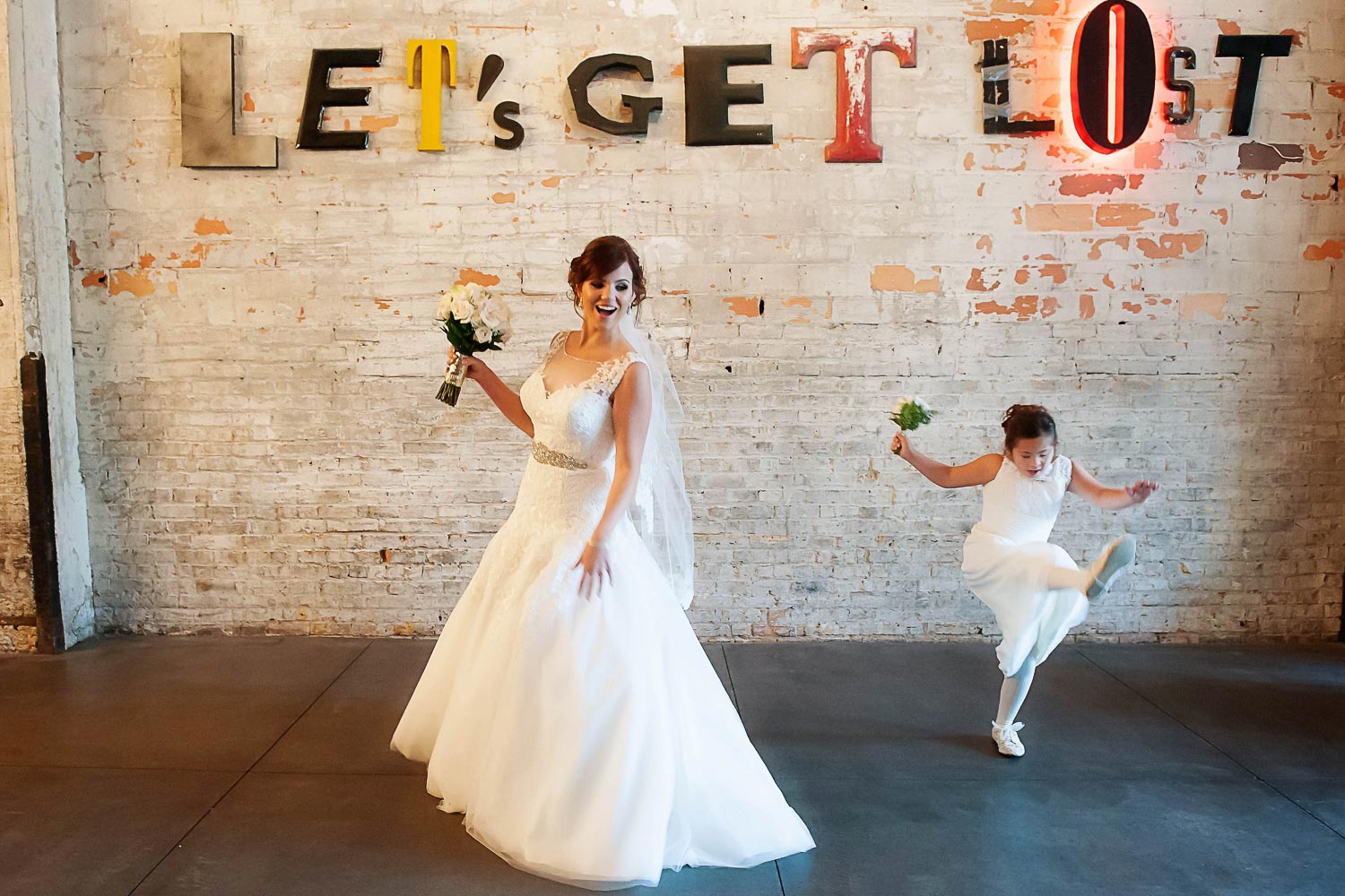 bride dancing with his daughter on her wedding day at Aria in Minneapolis