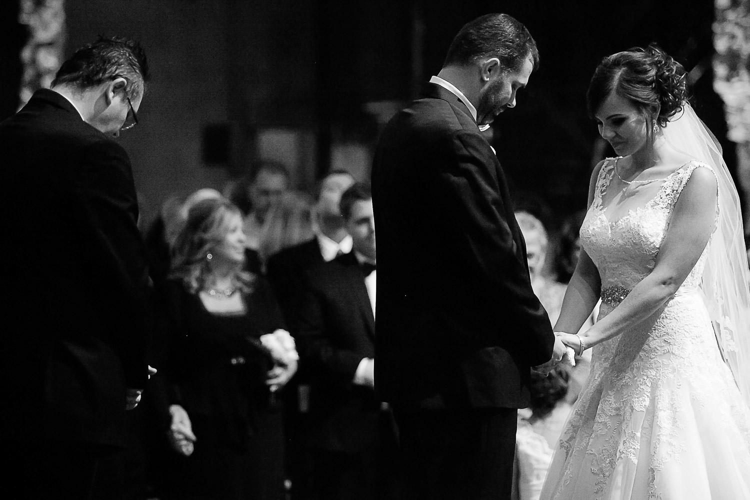 bride and groom exchanging vows at Aria in Minneapolis