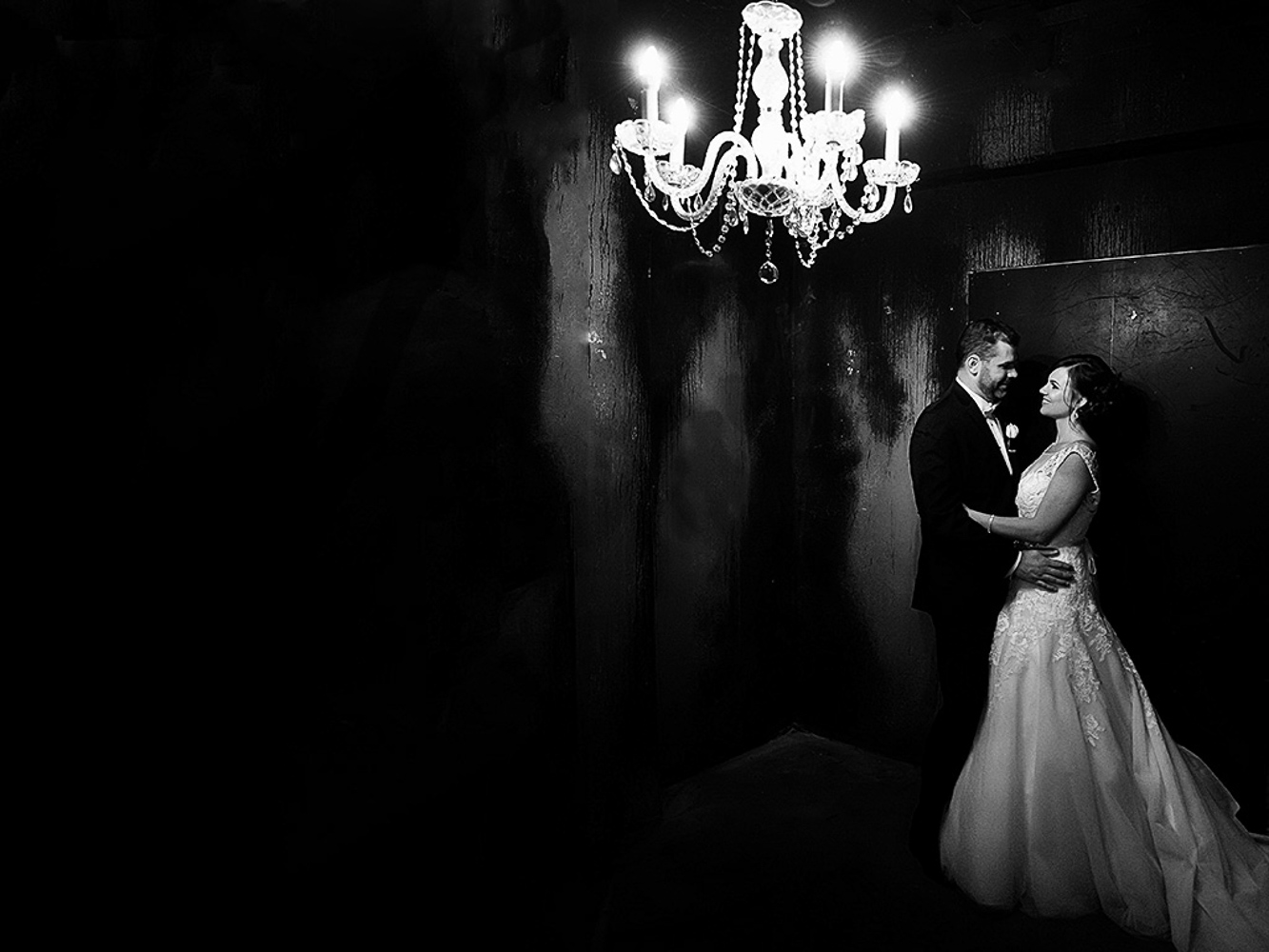 bride and groom portrait at Aria in Minneapolis