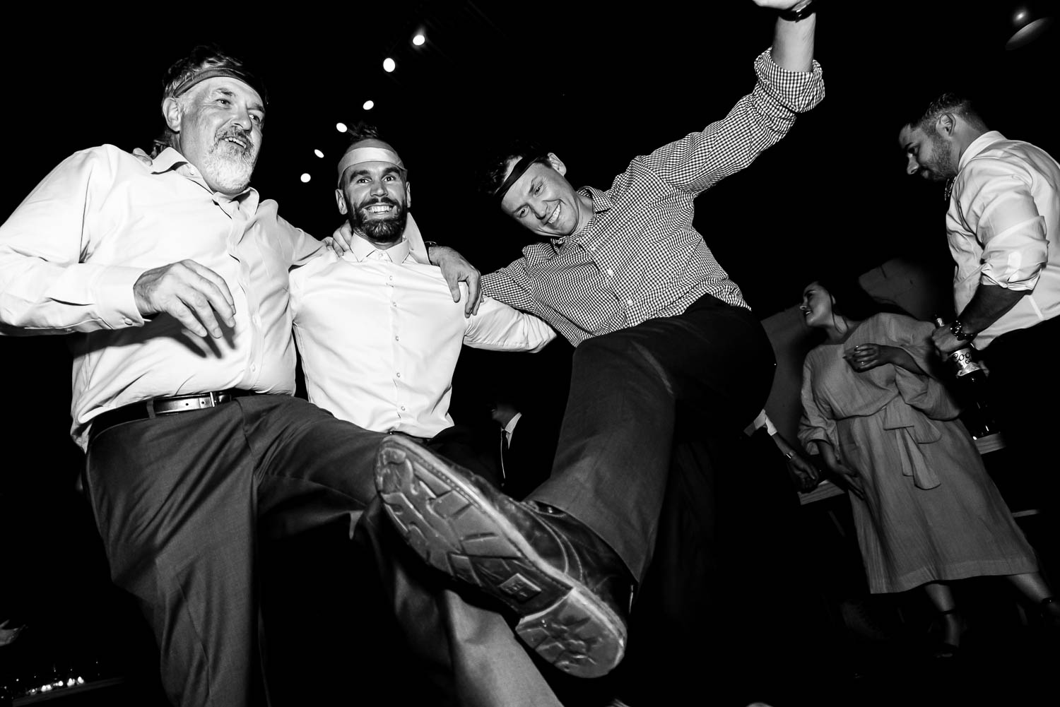 guests dancing at a wedding at Paikka in St. Paul