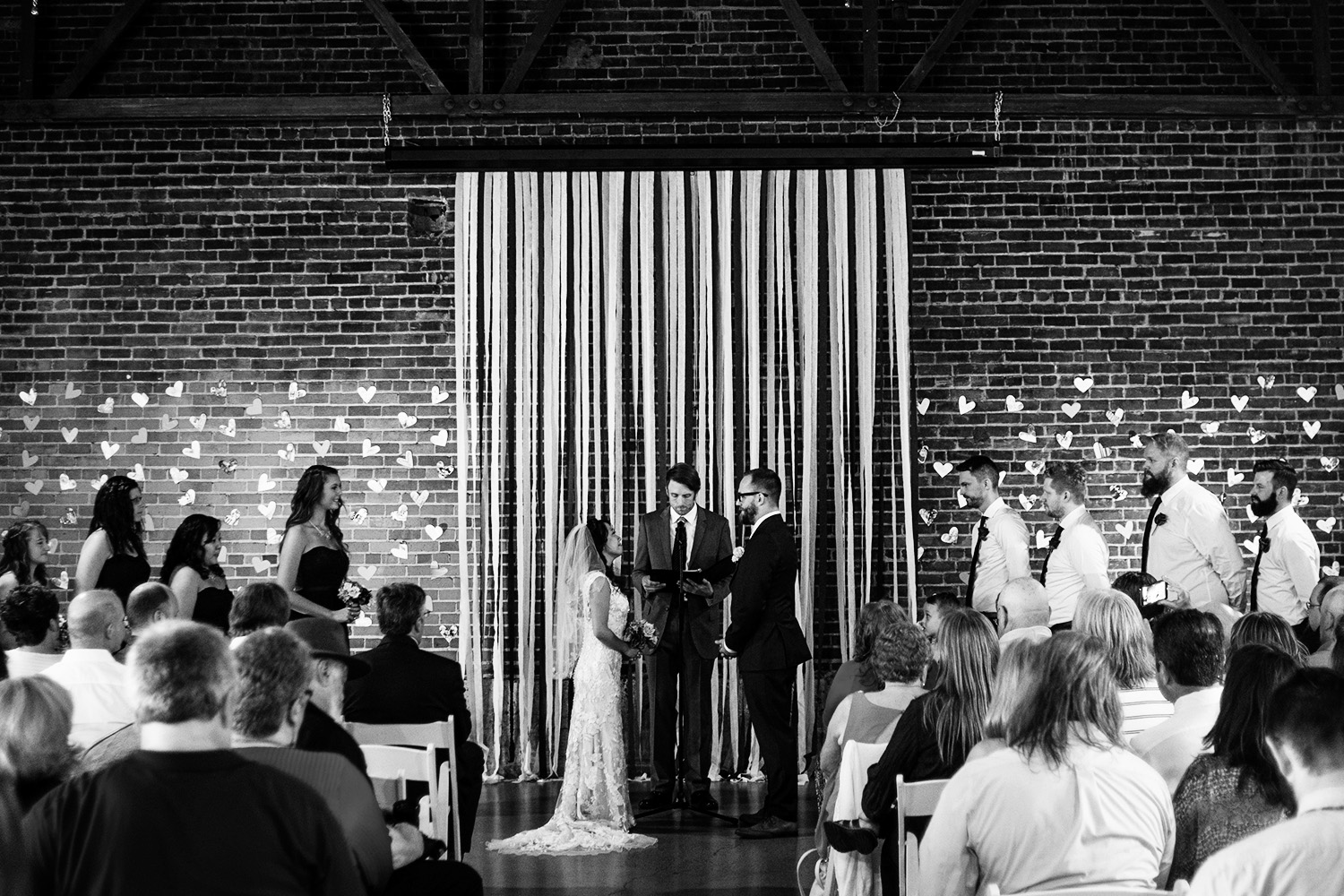 wedding ceremony at nue nue minneapolis