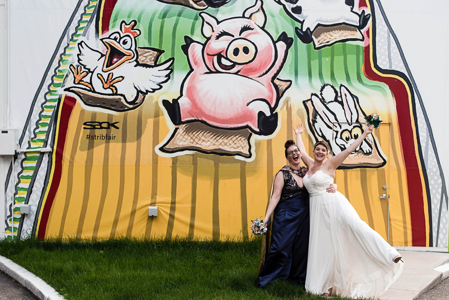 Lesbian wedding at the State Fair in Minnesota