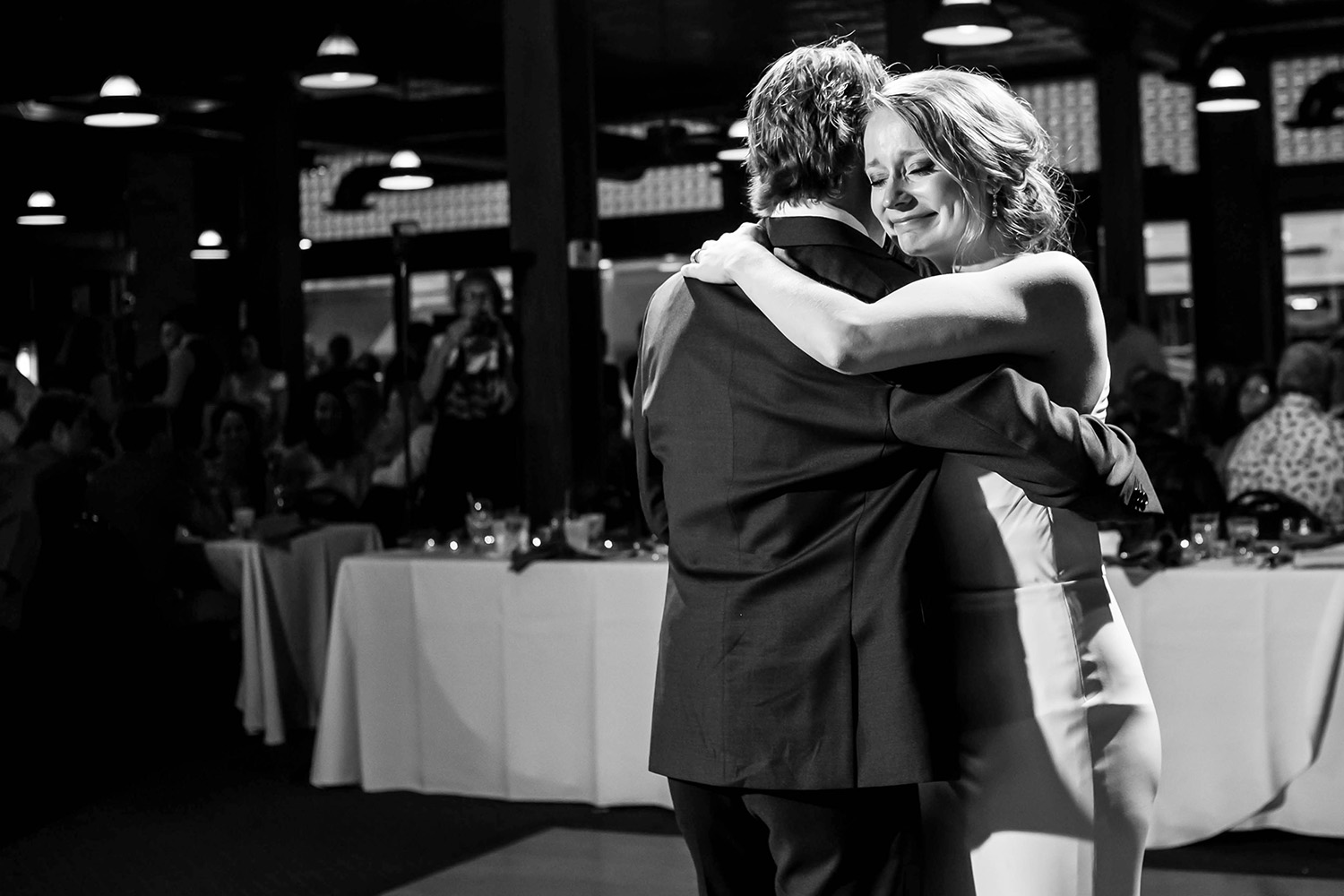father daughter dance at Turtle's 1890 Event Centre