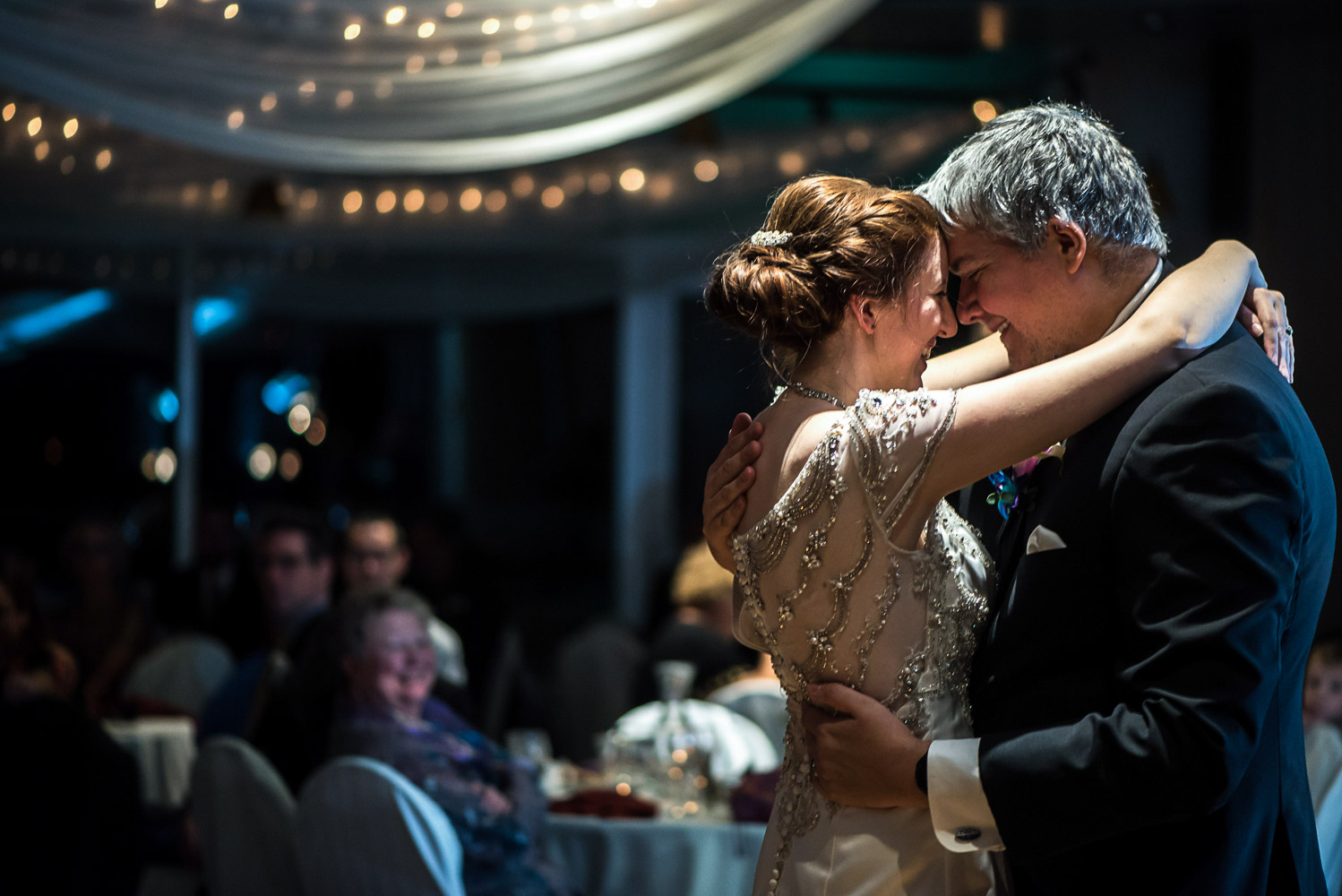 first dance between the bride and groom at the Science Museum in St Paul