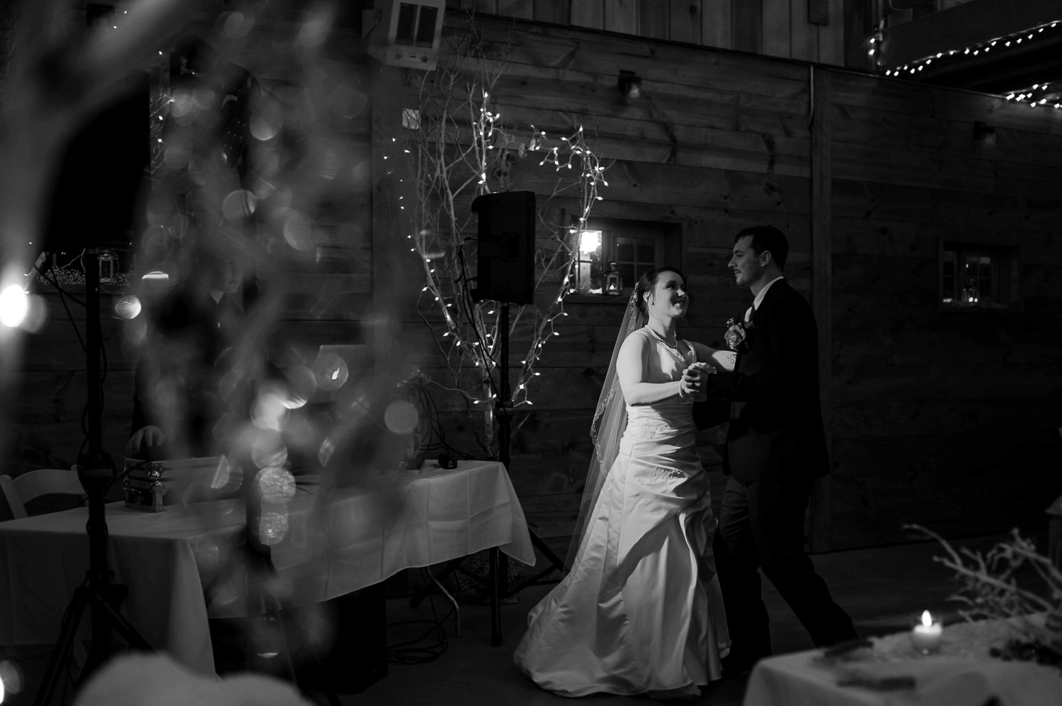 bride and groom first dance at Edgewood farm for their winter wedding