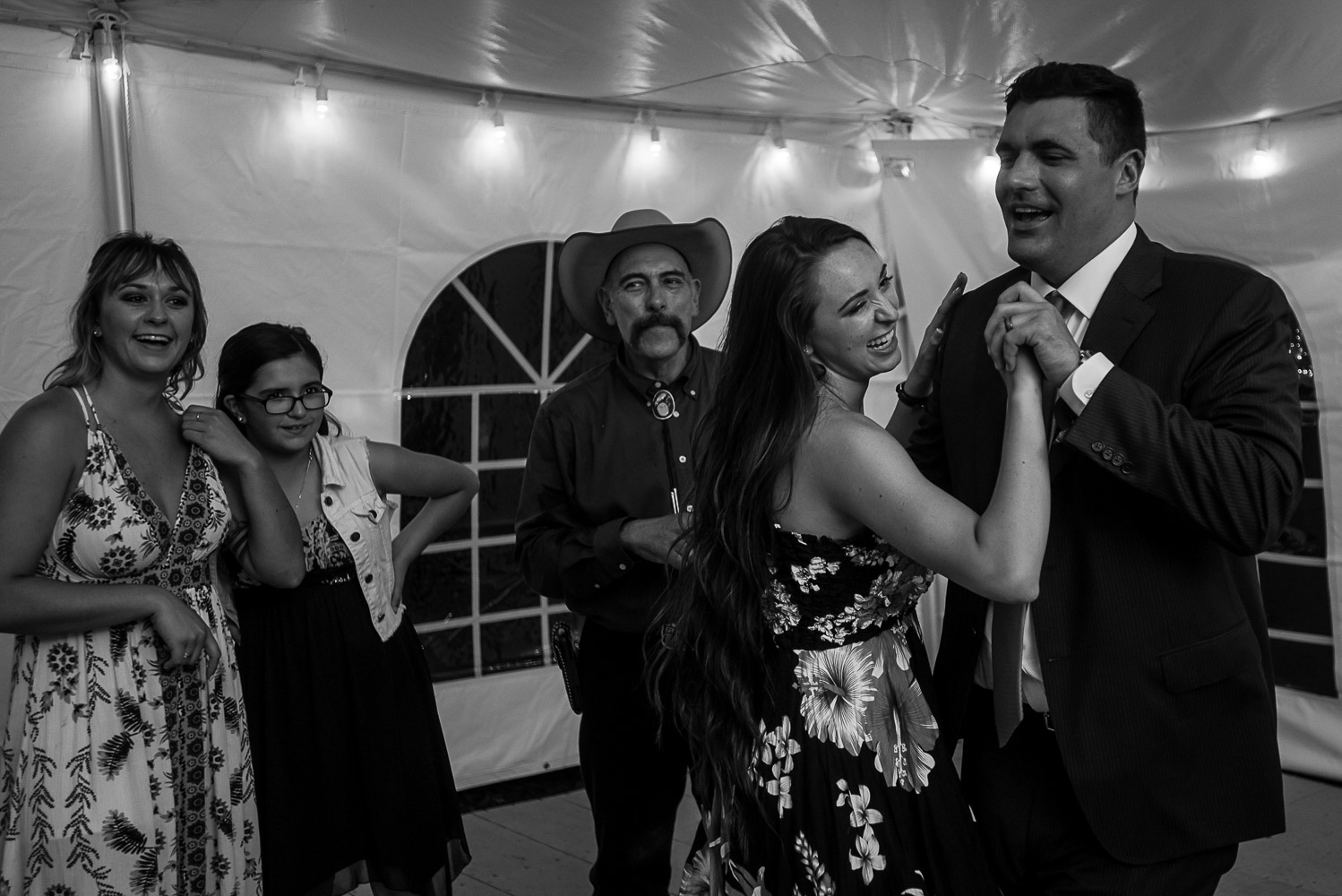 Sovereign Estate in guests dancing at